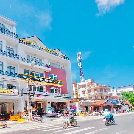 Phong Nguyet Hotel Dalat Bagian luar foto