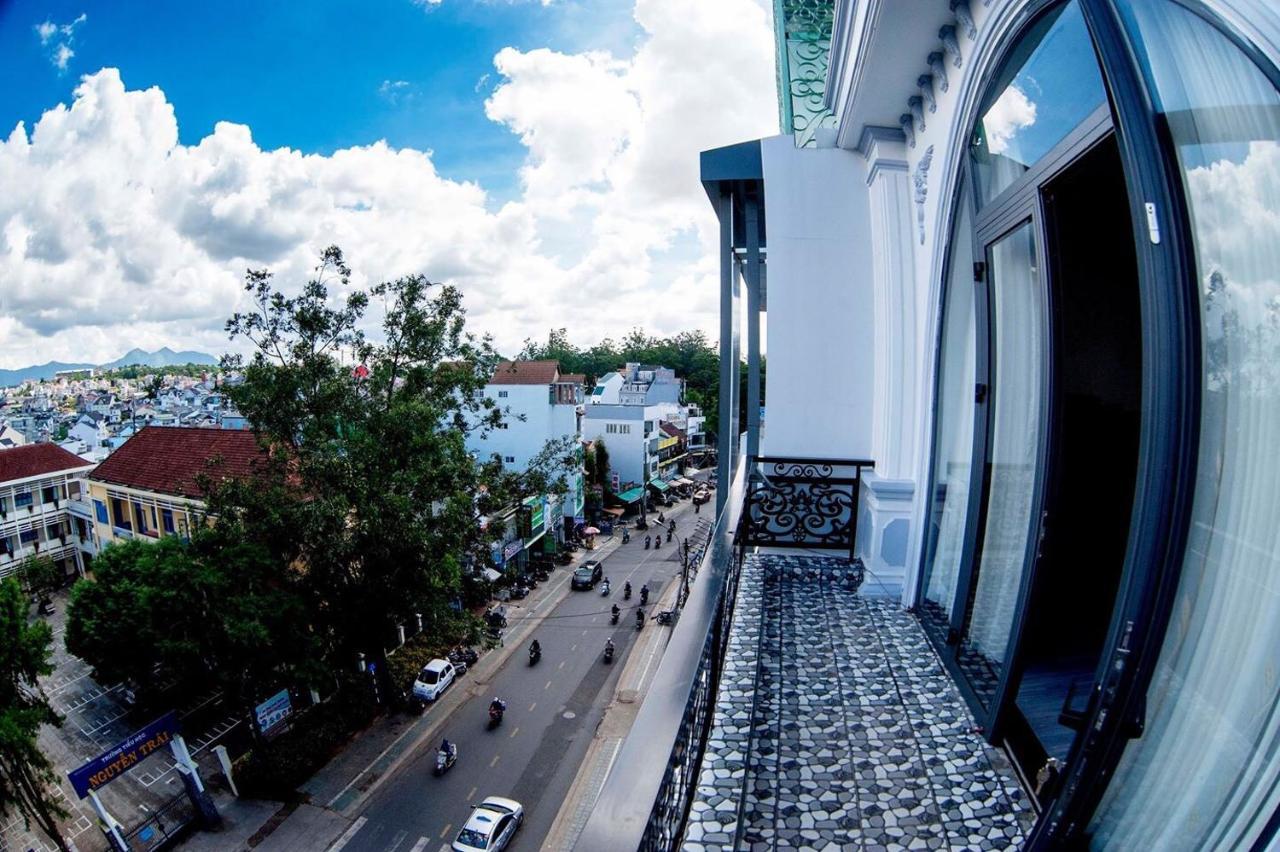 Phong Nguyet Hotel Dalat Bagian luar foto