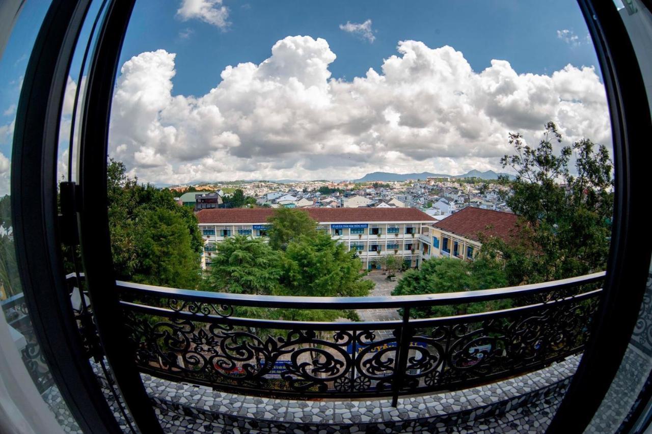 Phong Nguyet Hotel Dalat Bagian luar foto