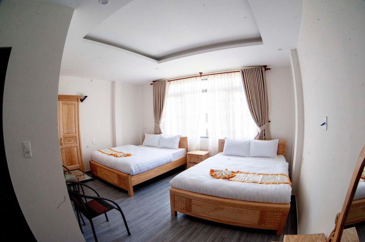 Phong Nguyet Hotel Dalat Bagian luar foto